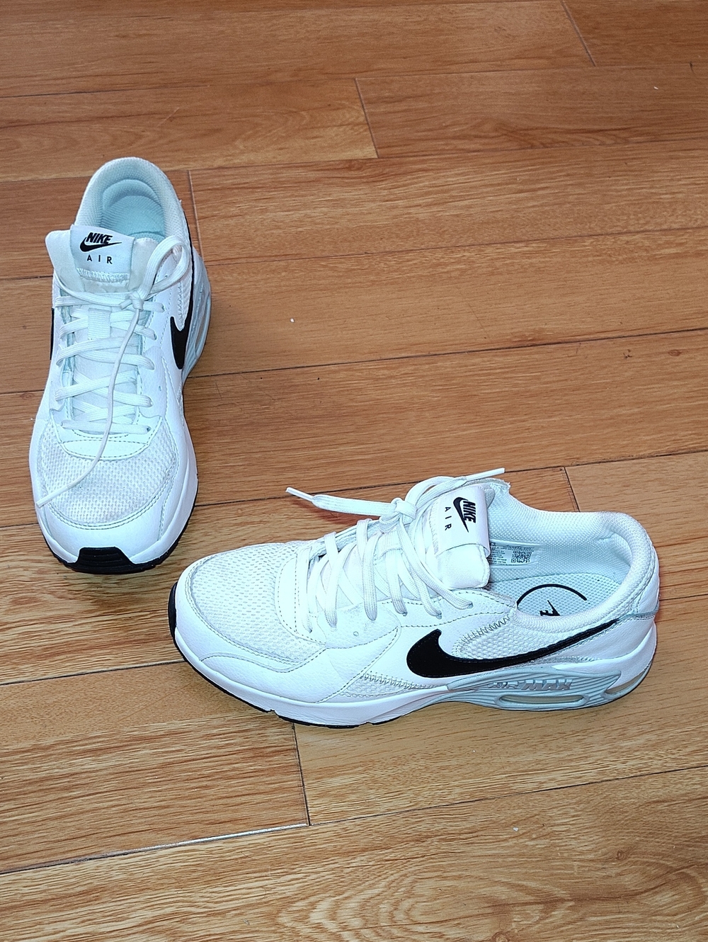 Nike White and Black Men's Air Cushion Sneakers CD5432-101